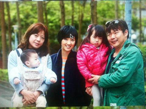 反應影像製作有限公司 - 微電影拍攝與金馬最佳女主角合照