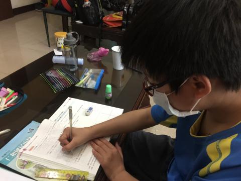 陳英磊 - 一對一到府課程，七年級。