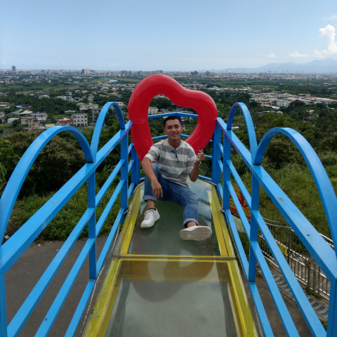 提供廣告行銷公關服務的專家陳主珉