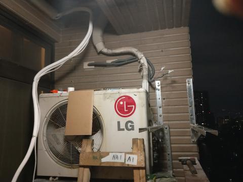 曹龍翔 - 冷氣配管，安裝設計