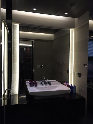 柏克照明有限公司 - 