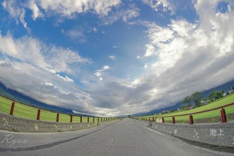 勾勾精品園有限公司 - 