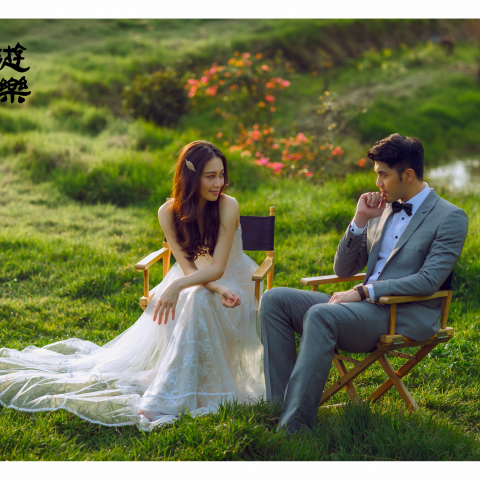 遊樂照相館 - ❤? kingston& ? 王瑞婷 （Grace JT Wang）
❤禮服: 遊樂照相館
❤ Makeup artist：? 恩碩
❤西服: ART 手作西服工作室
