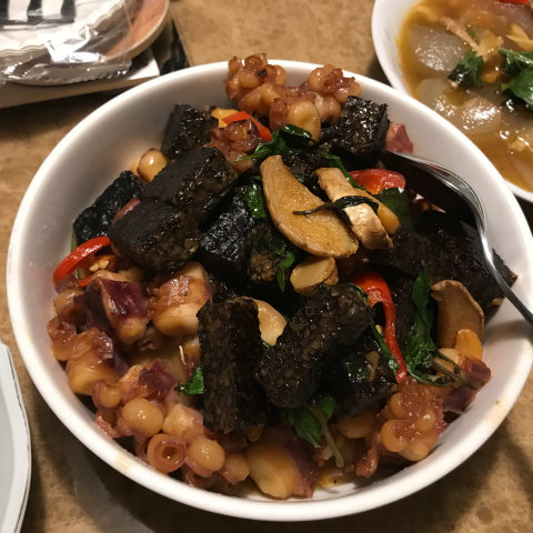 霏霏 - 三杯章魚好吃又下飯～