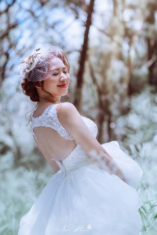 自然時刻攝影工作室 - 婚紗攝製