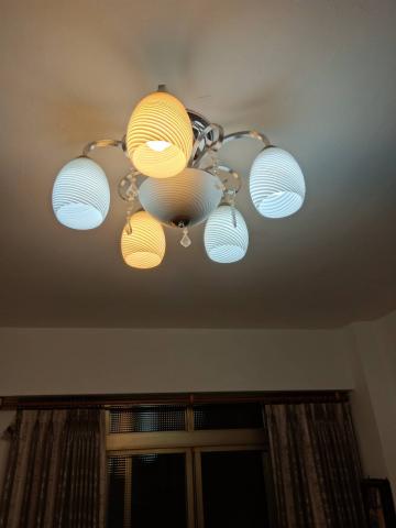 張簡先生 - 安裝燈具