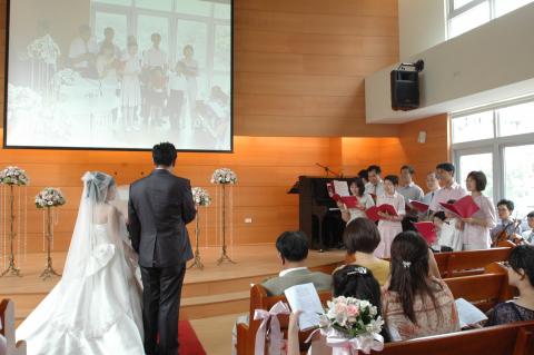 吳高樹 - 合唱團唱歌祝福