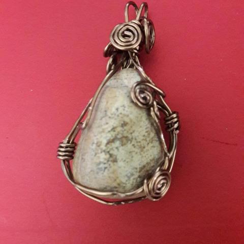 Fluttering Jewelry Desigh - 