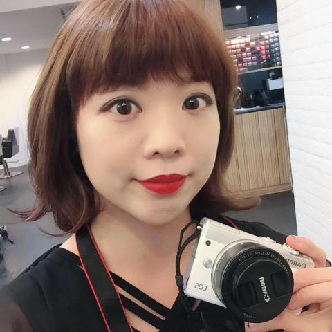 資深美妝部落客佩雯姐 - 美髮 資深美妝部落客佩雯姐 - 美髮
