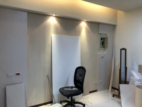 曾裕誠 - 黃公館 客廳另一面半完成狀態
