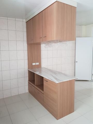 黃先生 - 廚房中島