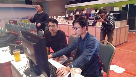 Ben 影音視覺 - 拍攝歌林電器展
使用直播器材，與歌林官網同步播放，並且使用三機拍攝，增加畫面多變性
