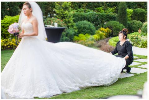 喜娘嘟嘟 - ：：婚禮祕書：：

貼身服務
細心照顧
用心聆聽

在婚禮當天
好好享受當新娘的角色。