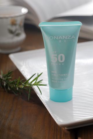 沛絨設計 - 產品&DM設計