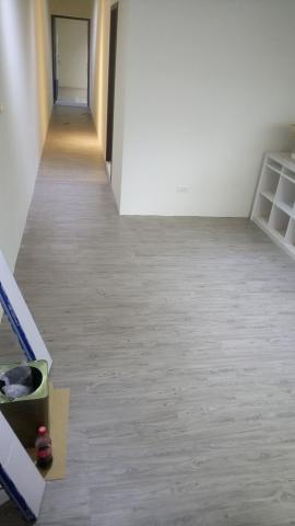 嶺頭裝潢（張家睿） - 長條塑膠地磚