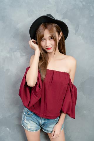 Dato Photography - 攝影棚拍攝人像作品，展現Model自信的美感