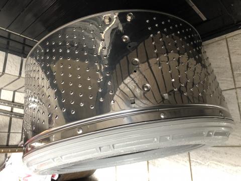 保潔工坊 - 日立滾筒式洗脫烘型洗衣機，清洗內槽照片