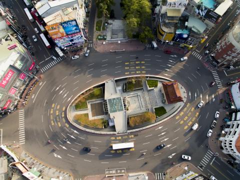 以薩影像 - 新竹東門城。空拍