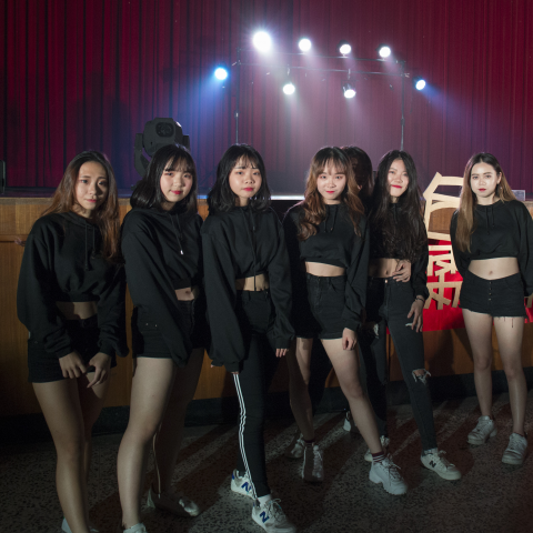 提供表演舞衣服務的專家韓舞社