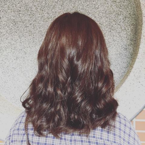 許宏蔚 - 染髮夾電棒造型