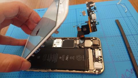 極易修科技有限公司 - iPhone充電不良、麥克風無聲音