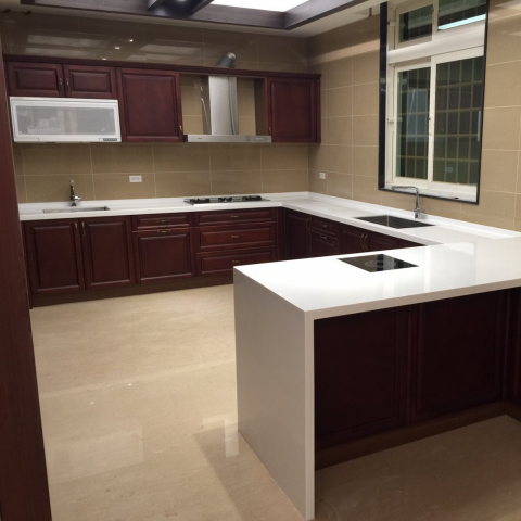 雅第藝術生活館 - ㄇ字型 中島，造型門片。