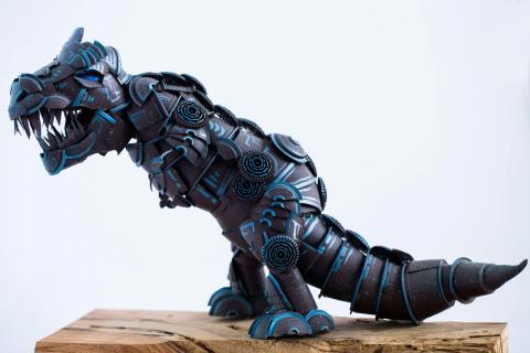 柏瑋藝術工作室 - 廢棄物 咖啡膠囊殼創作。
作品名 暴龍