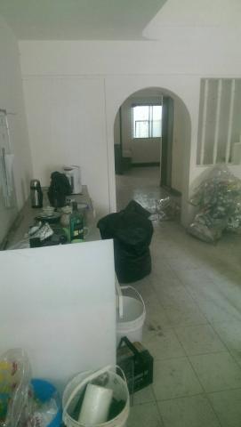 居家修繕大小事 - 偏廳待清理