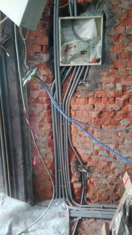 鴻瑜工程行(台南區) - 住宅翻修,電力箱更新預埋配管施作 鴻瑜工程行(台南區) - 住宅翻修,電力箱更新預埋配管施作