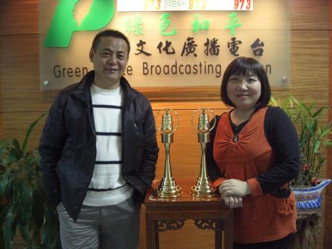 徐玉樺 - 飾演花甲男孩轉大人主角盧廣仲阿甲的爸爸蔡振南先生 暱稱南哥
我替南哥撰寫廣播音樂單元稿迄今18年入圍四次廣播金鐘獎綜合節目類 榮獲兩座金鐘獎