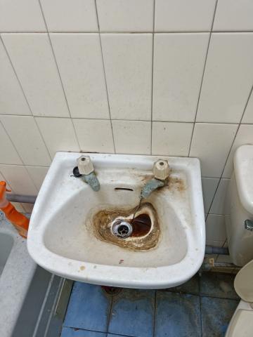 張簡先生 - 水龍頭面盆更新