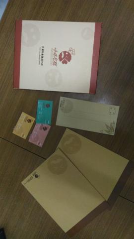 景文科技大學 - 企業手冊及應用系統實作，名片、信封、信紙等。