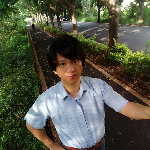 提供小學數學服務的專家李老師