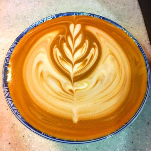 TEDlin嘎逼工作室 - 完美拉花藝術，你也可以