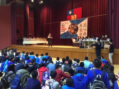  酷點子活動婚禮主持企劃團隊 - WRO賽事活動系列活動主持人