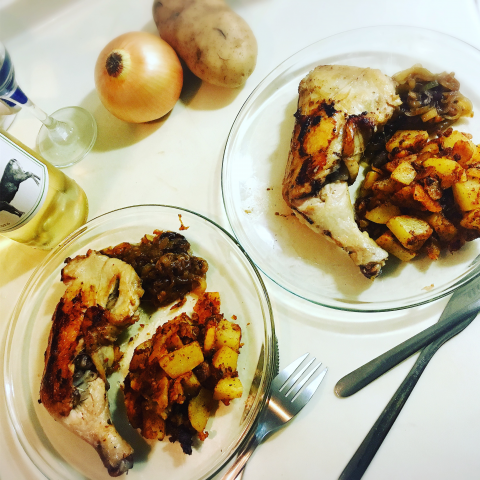 Betty - 自創料理：法式鄉村雞腿排佐義式馬鈴薯塊