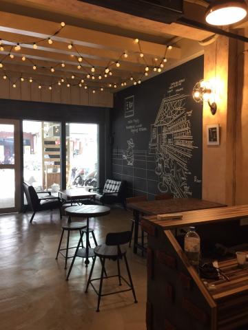 臻澄室內裝修 - 北屯 早午餐店