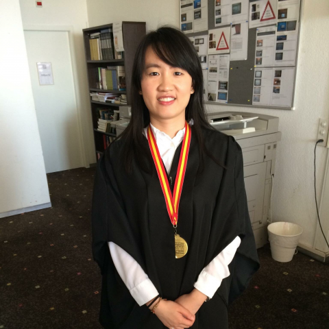 提供飯店服務的專家何欣容