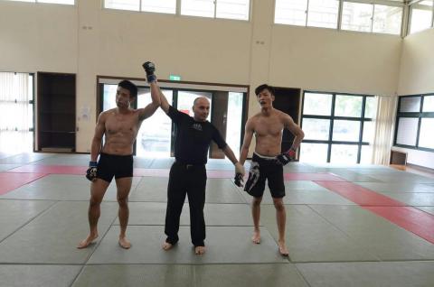 私人拳擊 健身 散打格鬥防身術教練 - 