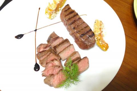 微糖小朱烘焙餐飲 - 牛排