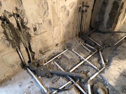 吳浚豪 - 廁所管路重新配置