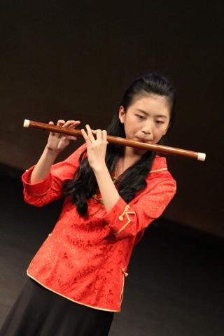 陳品丞 - 105學年國立台灣戲曲學院第14屆音樂班新星耀眼畢業音樂會-跳樂