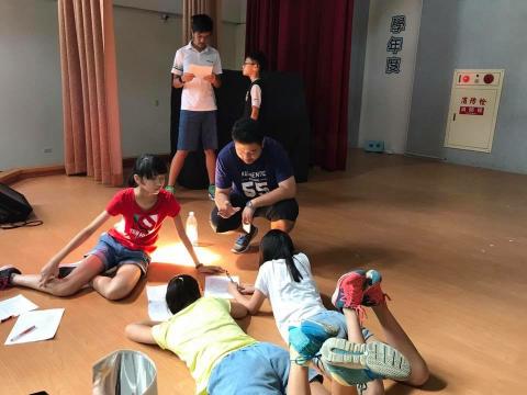 林宸頡 - 教導孩子發音和修改劇本