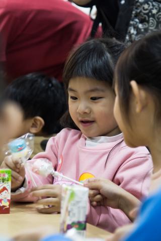 Lizly's Design Studio荔子平面設計工作室 -  Lizly's Design Studio荔子平面設計工作室 -