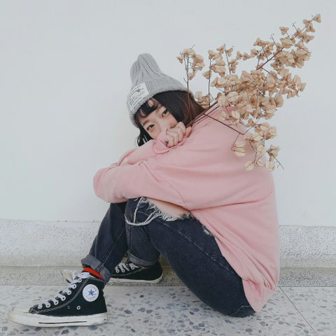 提供名片排版價格服務的專家謝欣潔