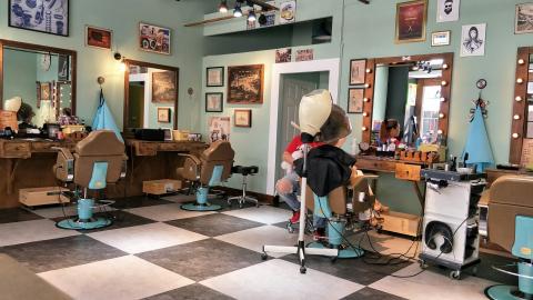 鴻宇油漆工程 - 美式理髮髮廊
油漆施工後