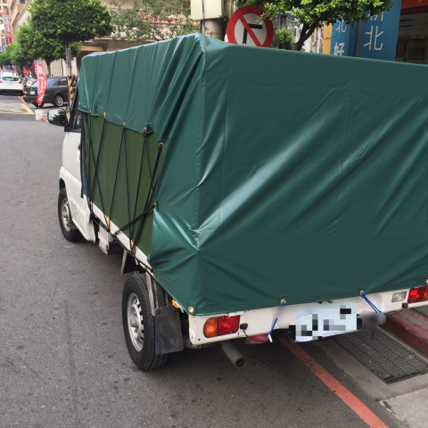 提供貨車服務的專家熊熊