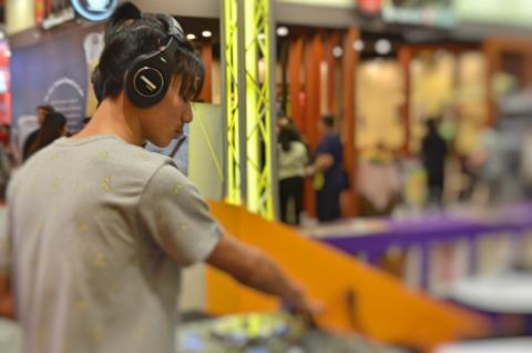 D. Ravers - 台北世貿DJ表演