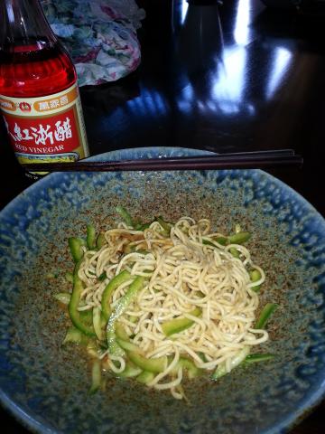 可維工作室 - 自製涼麵