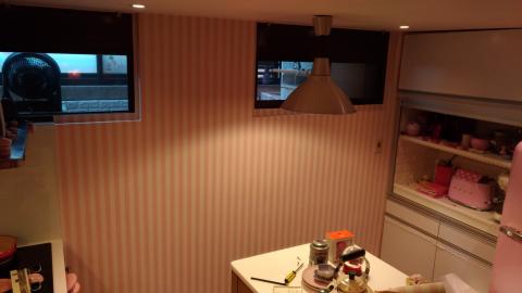 嶺頭裝潢（張家睿） - 直條紋